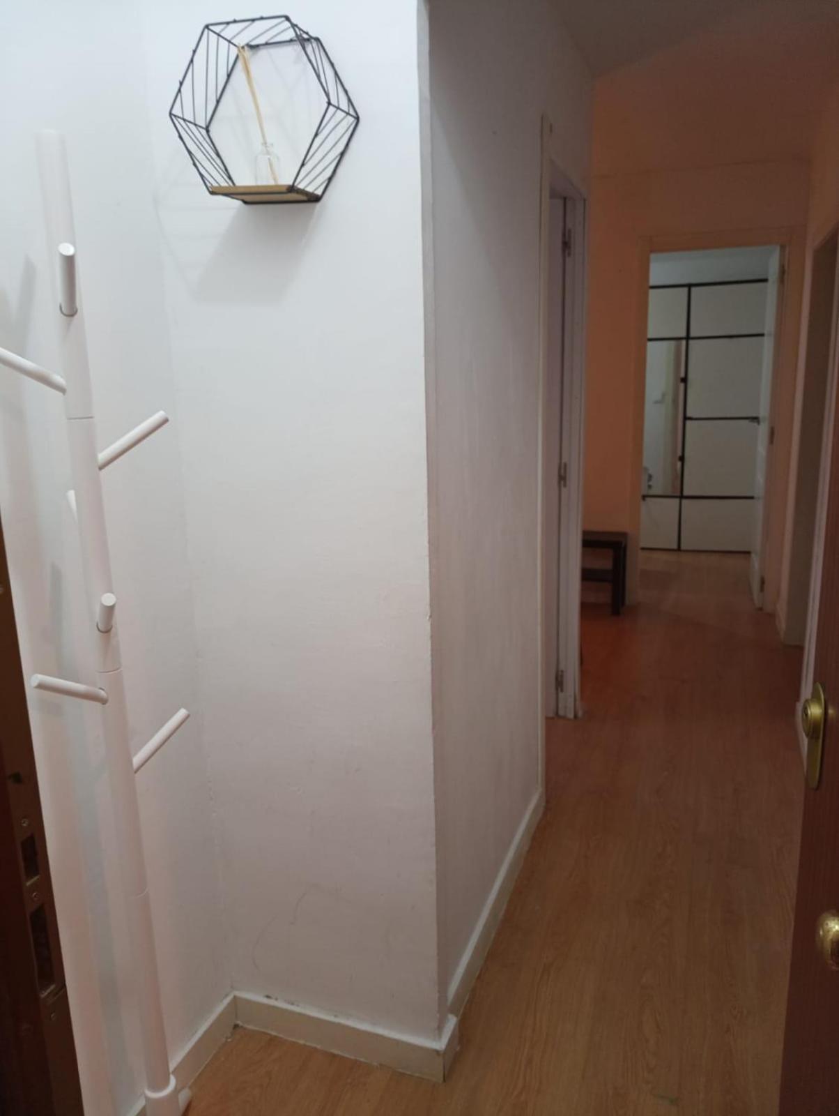 Apartamento 3 Dormitorios En Sanchez Preciados Madrid Kültér fotó