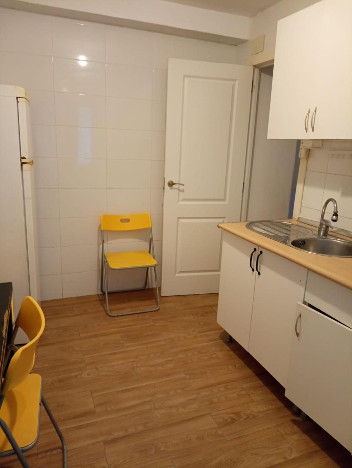 Apartamento 3 Dormitorios En Sanchez Preciados Madrid Kültér fotó